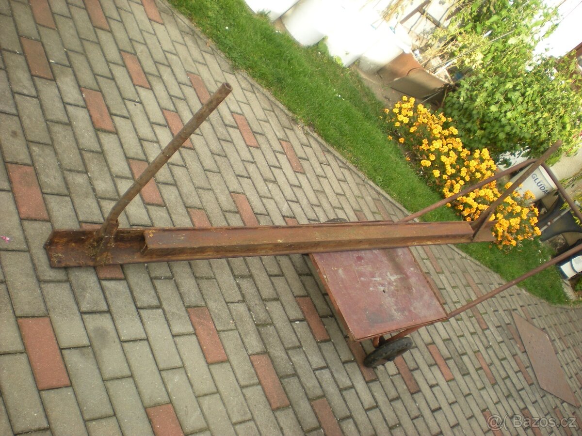 Ocelový profil „ L“ 80x80 mm