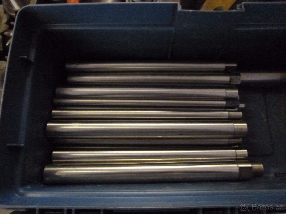 PŘESNÉ TRNY NULOVÉ 10........40MM PO MM 31KS T.J.450ZA KUS