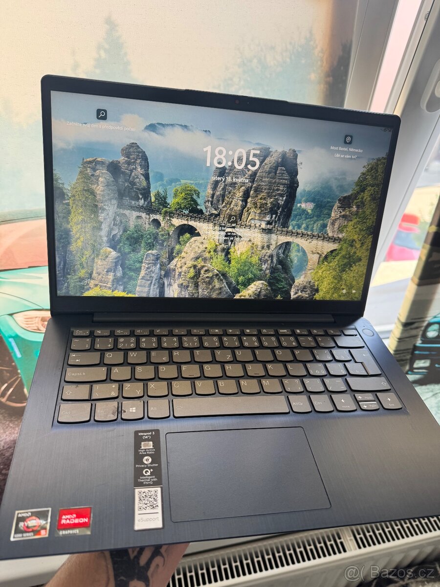 LENOVO IdeaPad 3