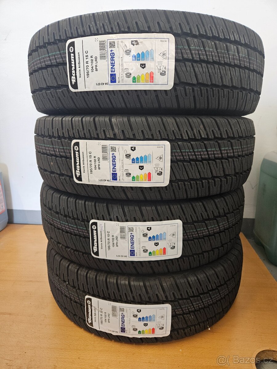 195/70 R15C nové