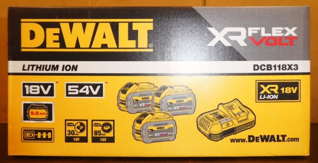 Nový set DeWalt DCB118X3 - 3X DCB547 +nabíječka DC118