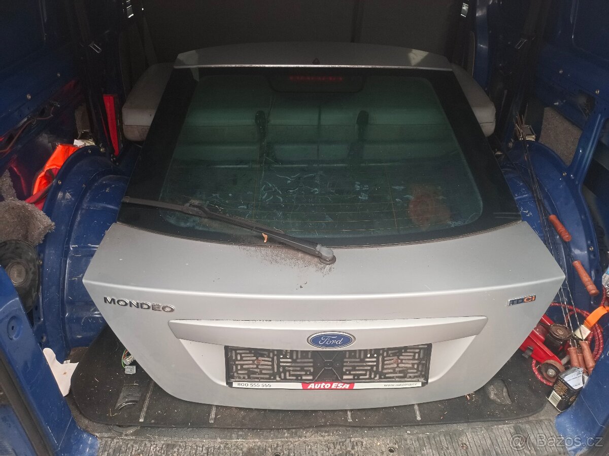 Páté dveře Ford Mondeo mk3 liftback 2.0 tdci tddi r.v. 01-07