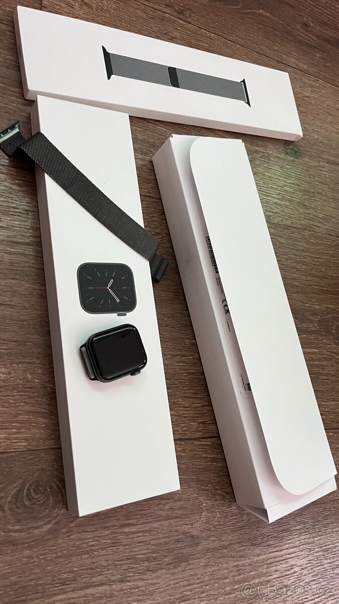 Apple WATCH 6 40mm SPACE GRAY ALUMINUM Case+řemínek MILANESE