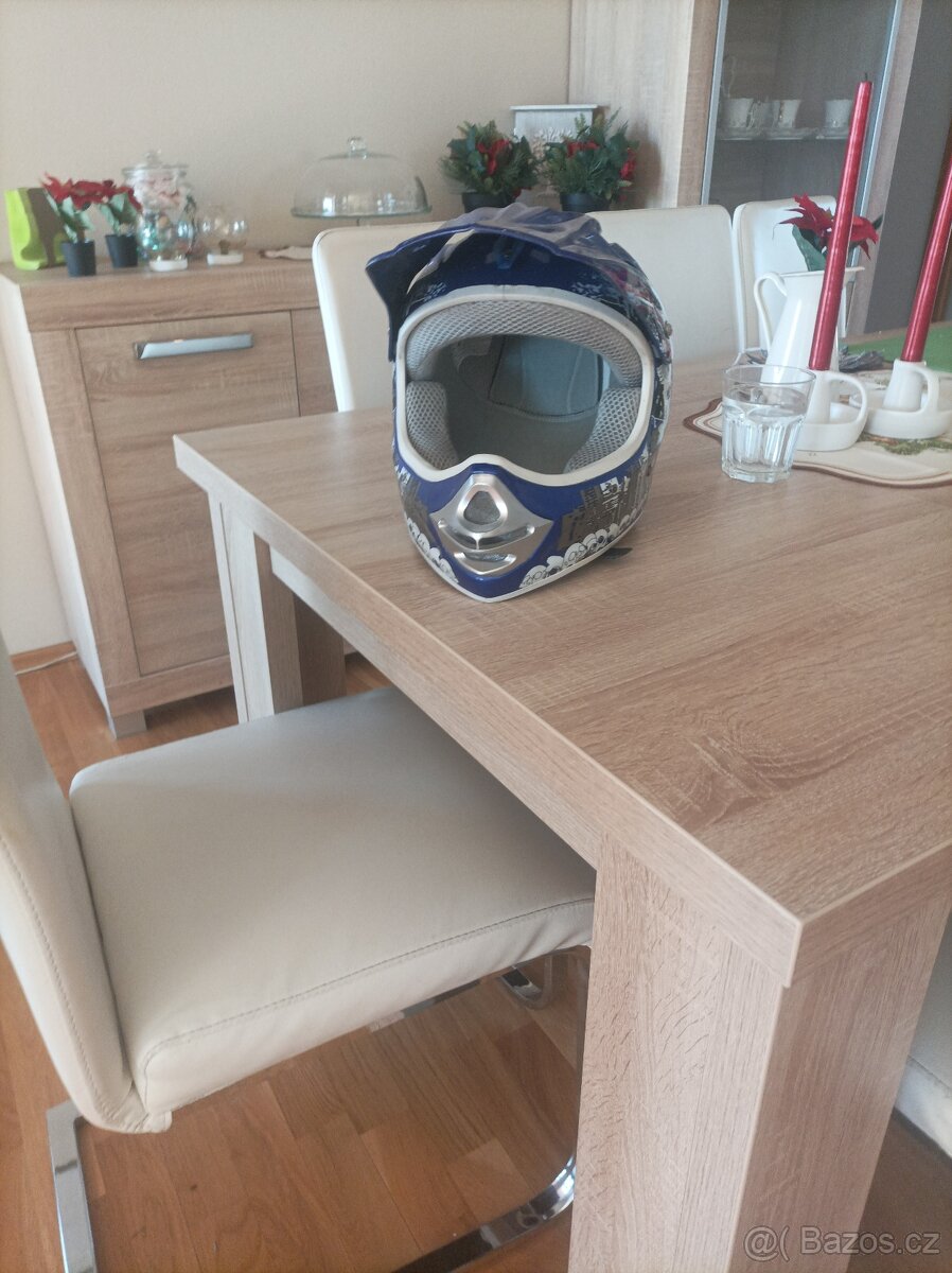 Motokros helma