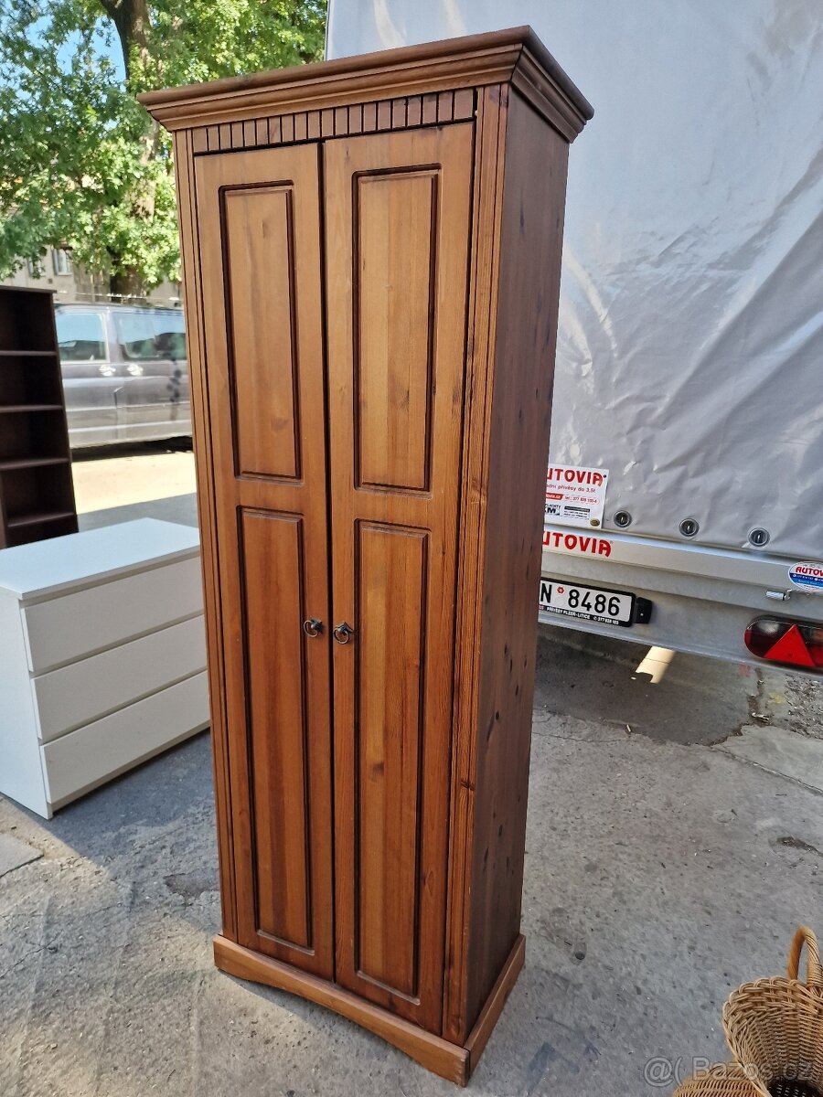 Skrin Dřevo 39x72 výška 188 cm