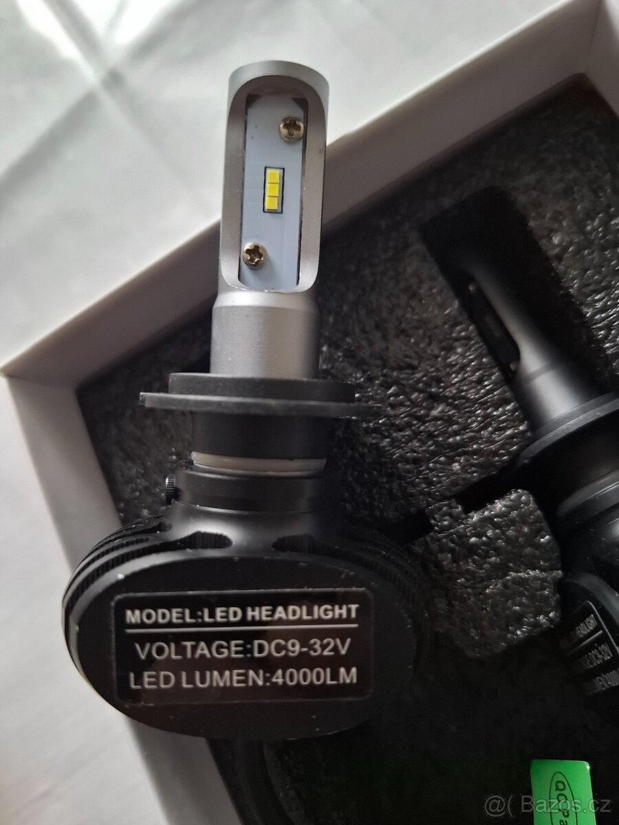 LED žárovky 12V/24 H7