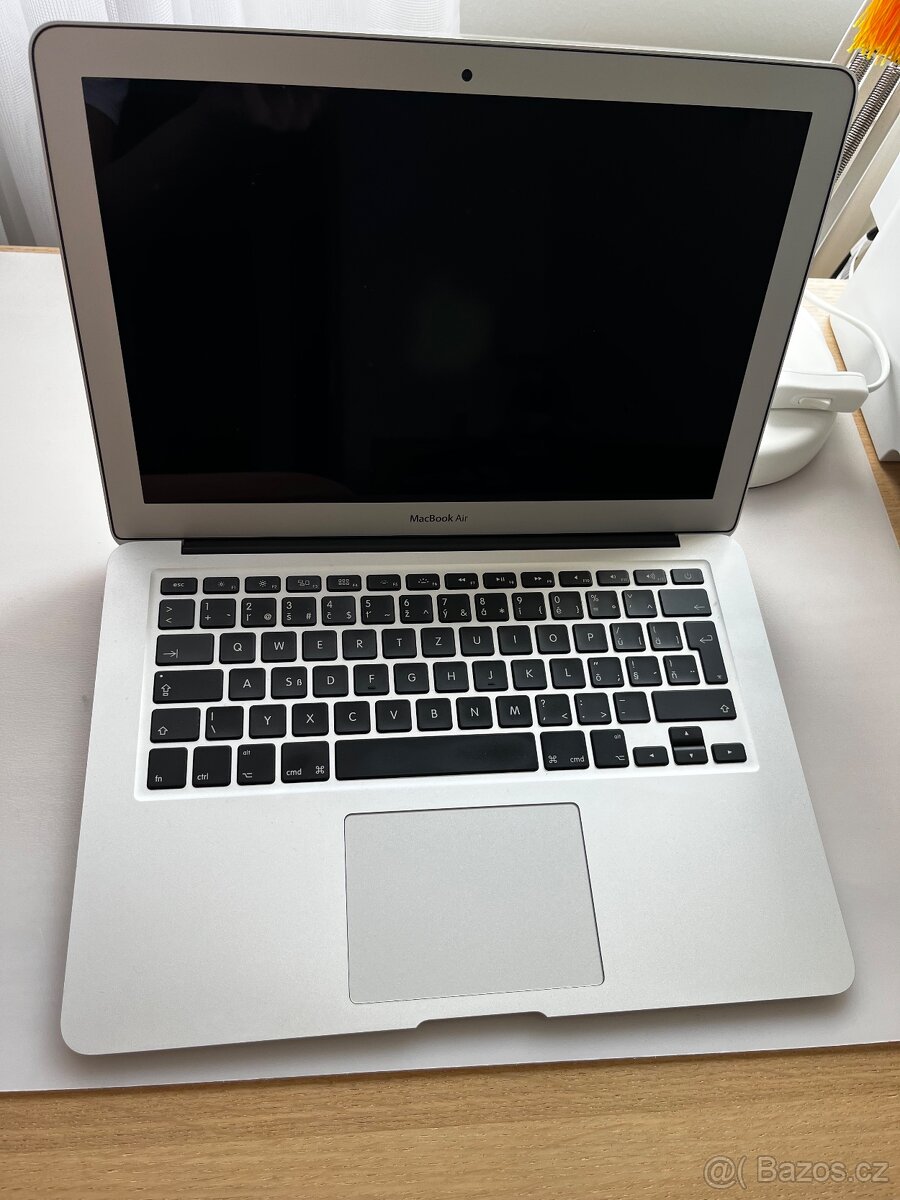 MacBook Air 13", rok 2014