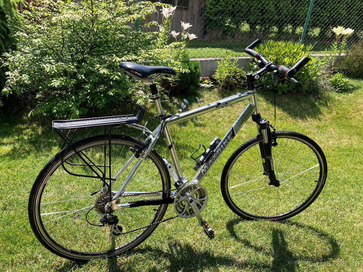 Trekingové kolo Maxbike