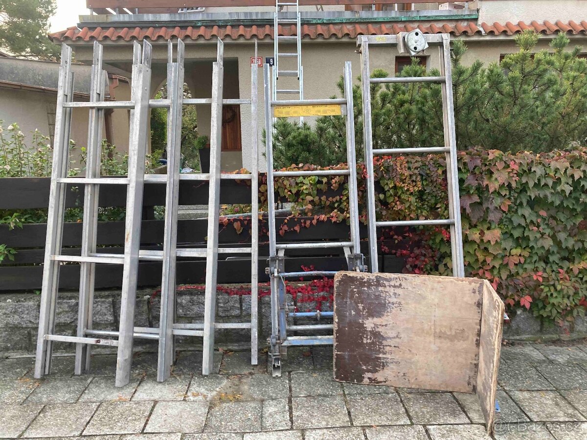 Stavební vrátek
