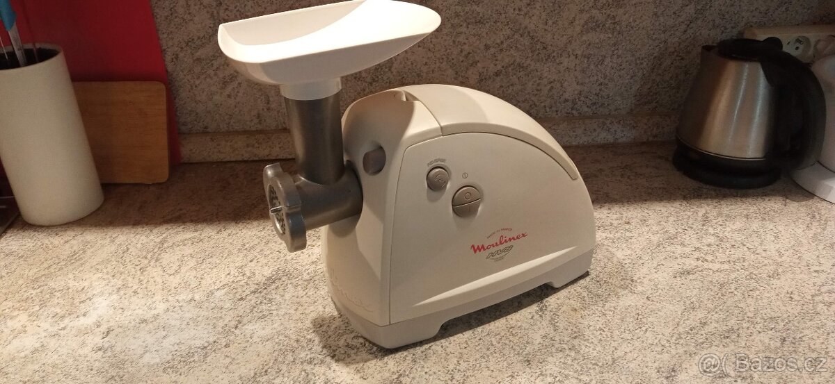Elektrický mlýnek moulinex