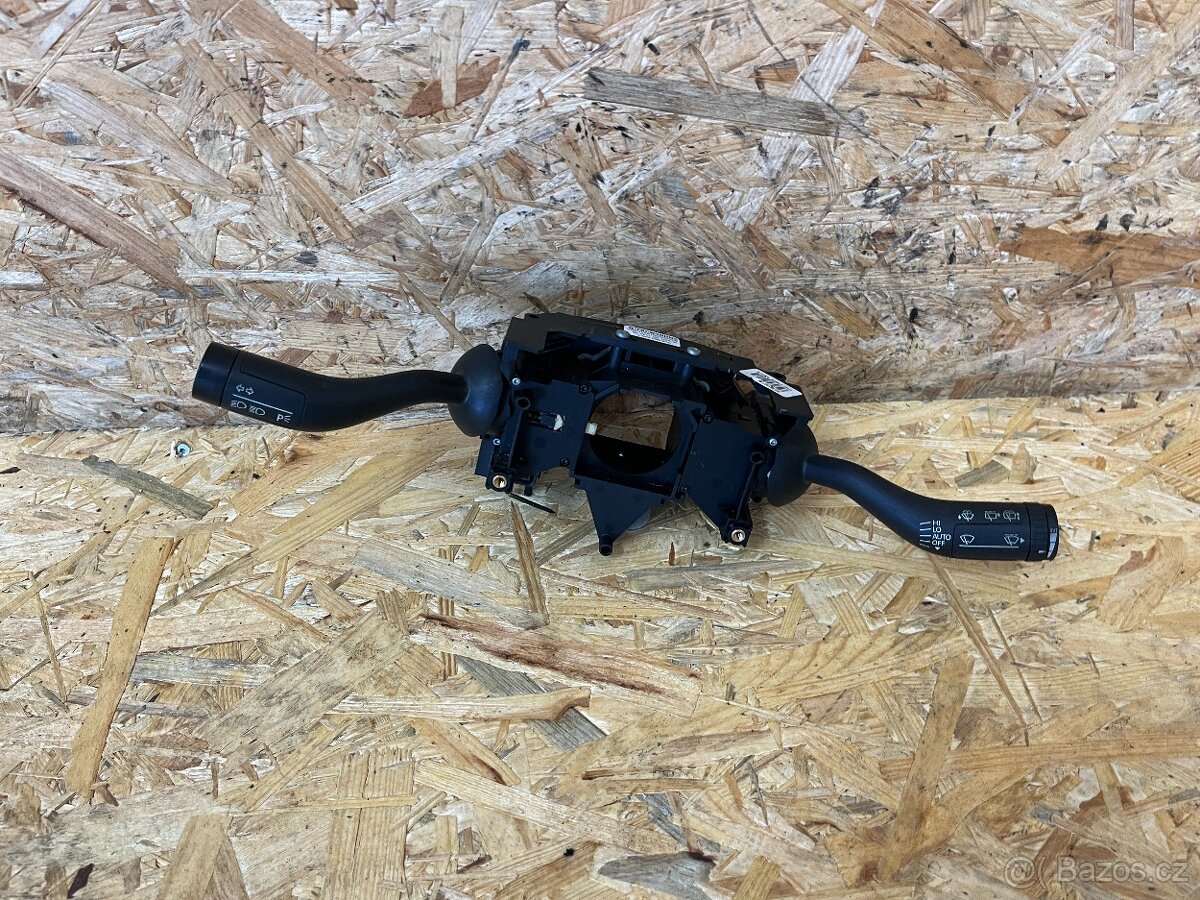 PÁČKY VOLANTU VW TOUAREG 7L6953503D,7L6953549F