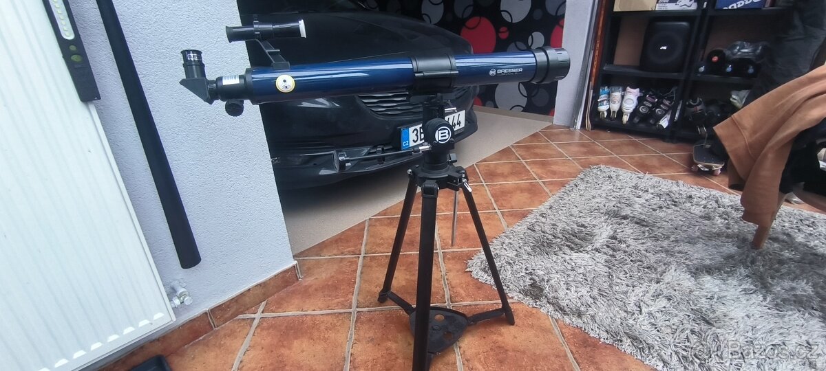 Dalekohled Bresser Junior EL