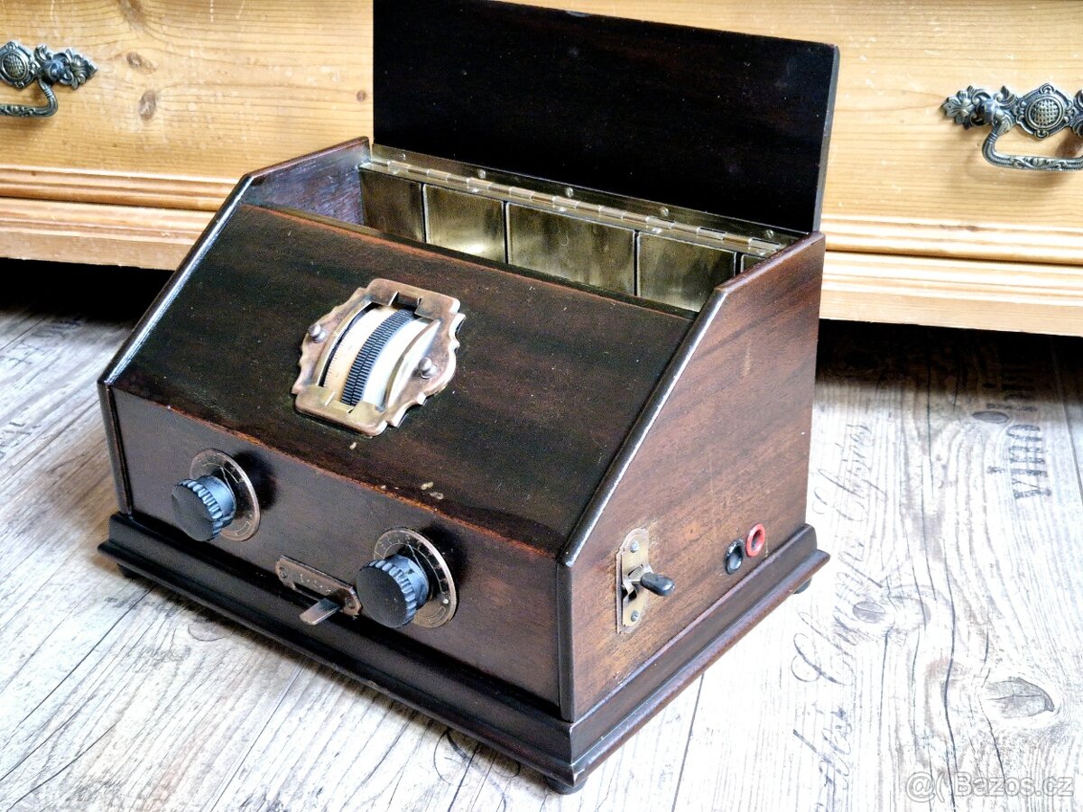 Starožitné rádio Telefunken 4A, rok 1928, Německo