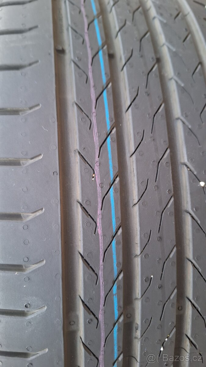 Continental EcoContact 6 215/55 R18 95H