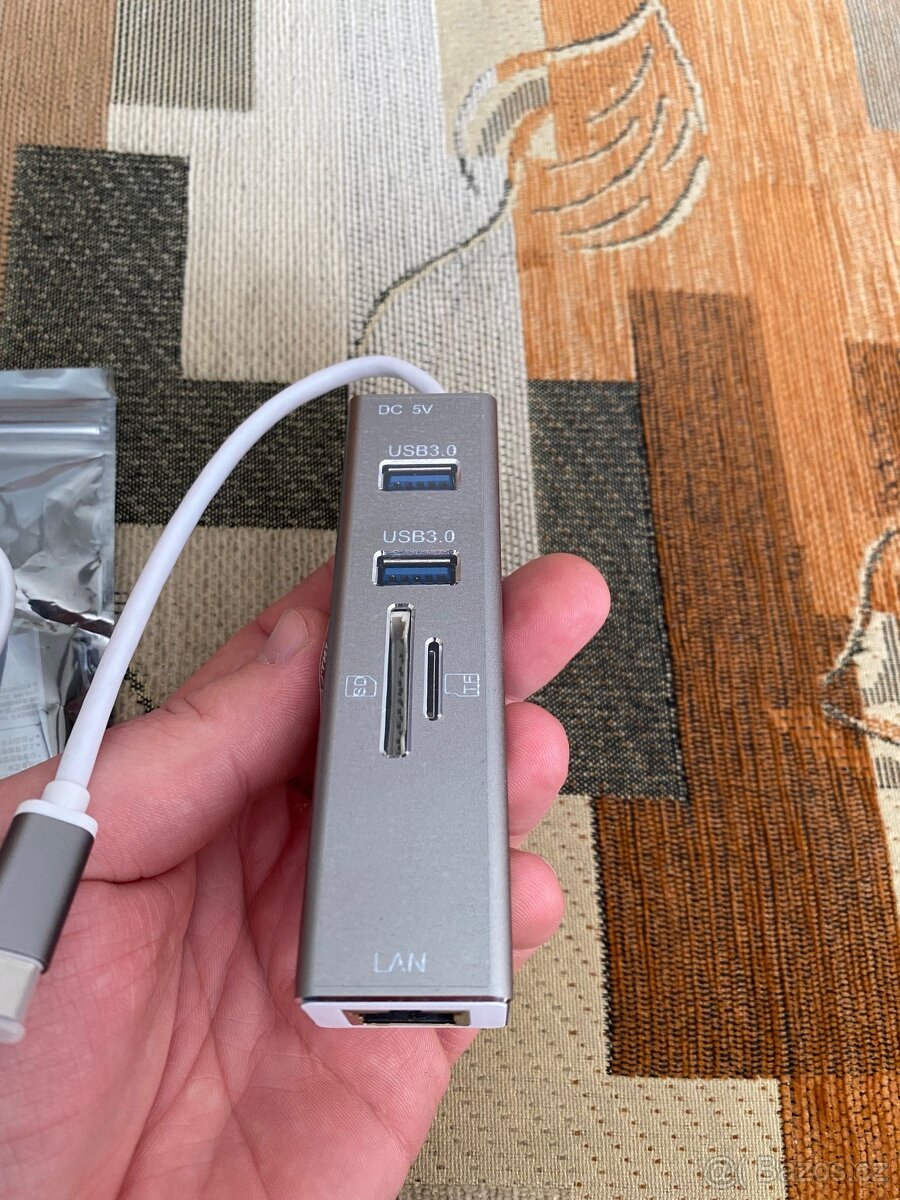 USB hub MSI (s53-0400190-v33)