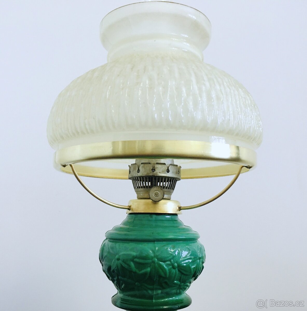 Starožitná petrolejová lampa (malachitová)