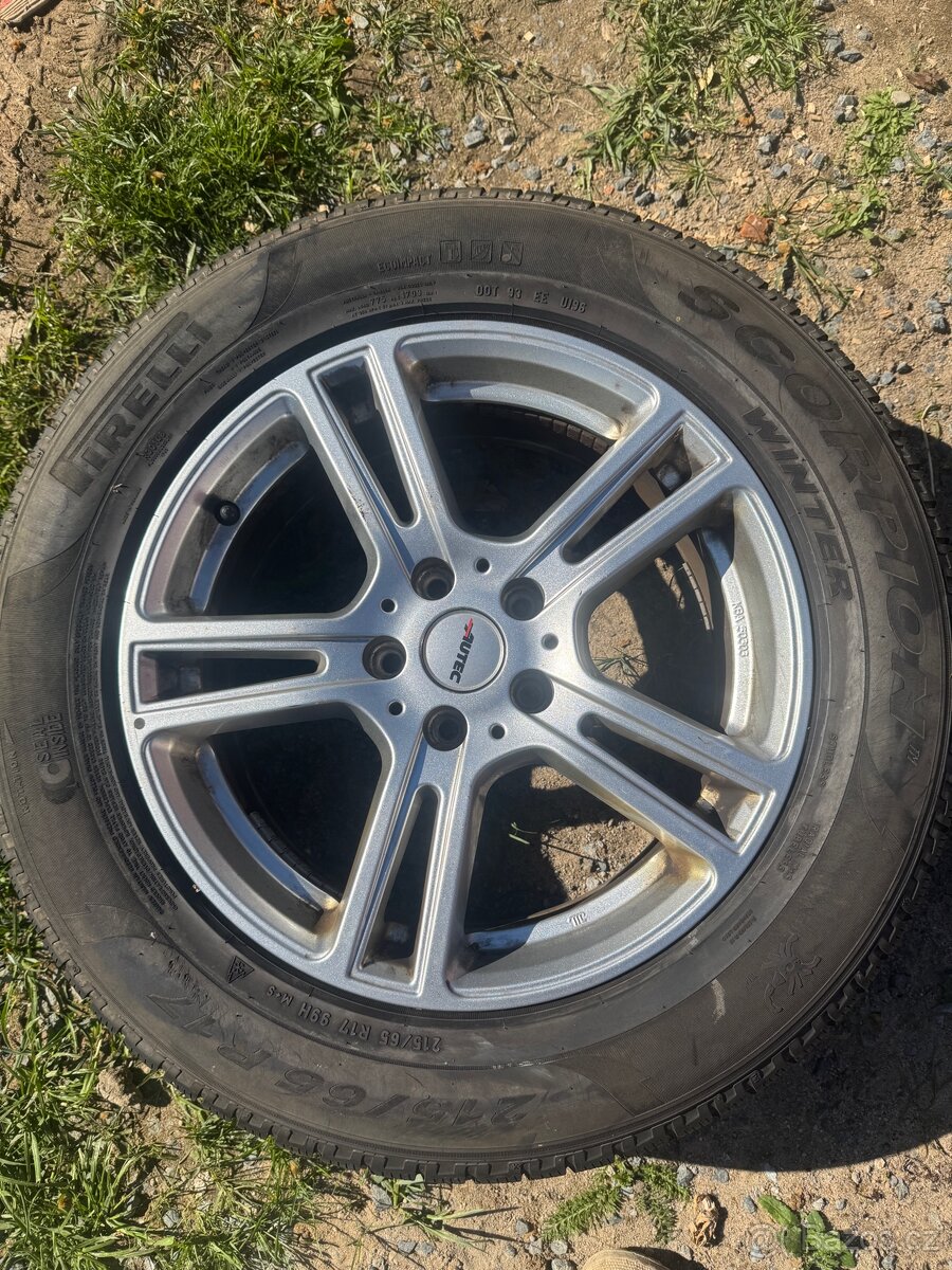Kompletní zimní kola 215/65 r17