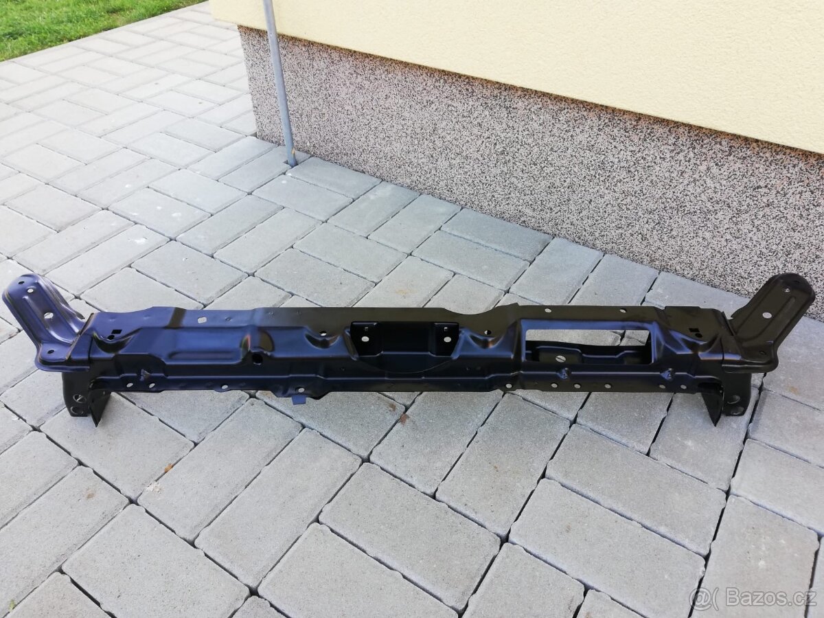 Prodám horní část chladičové stěny Kia Ceed