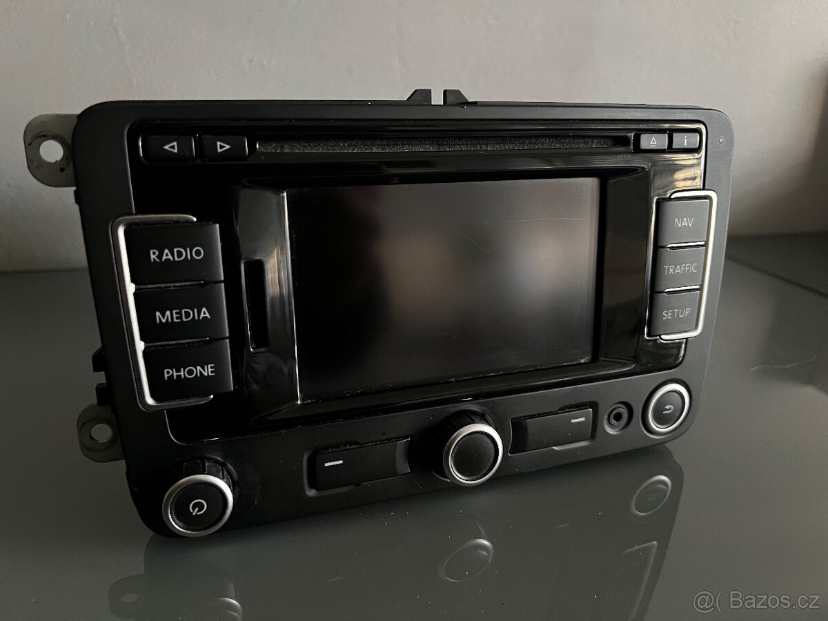 Autorádio Volkswagen RNS 310 s navigaci