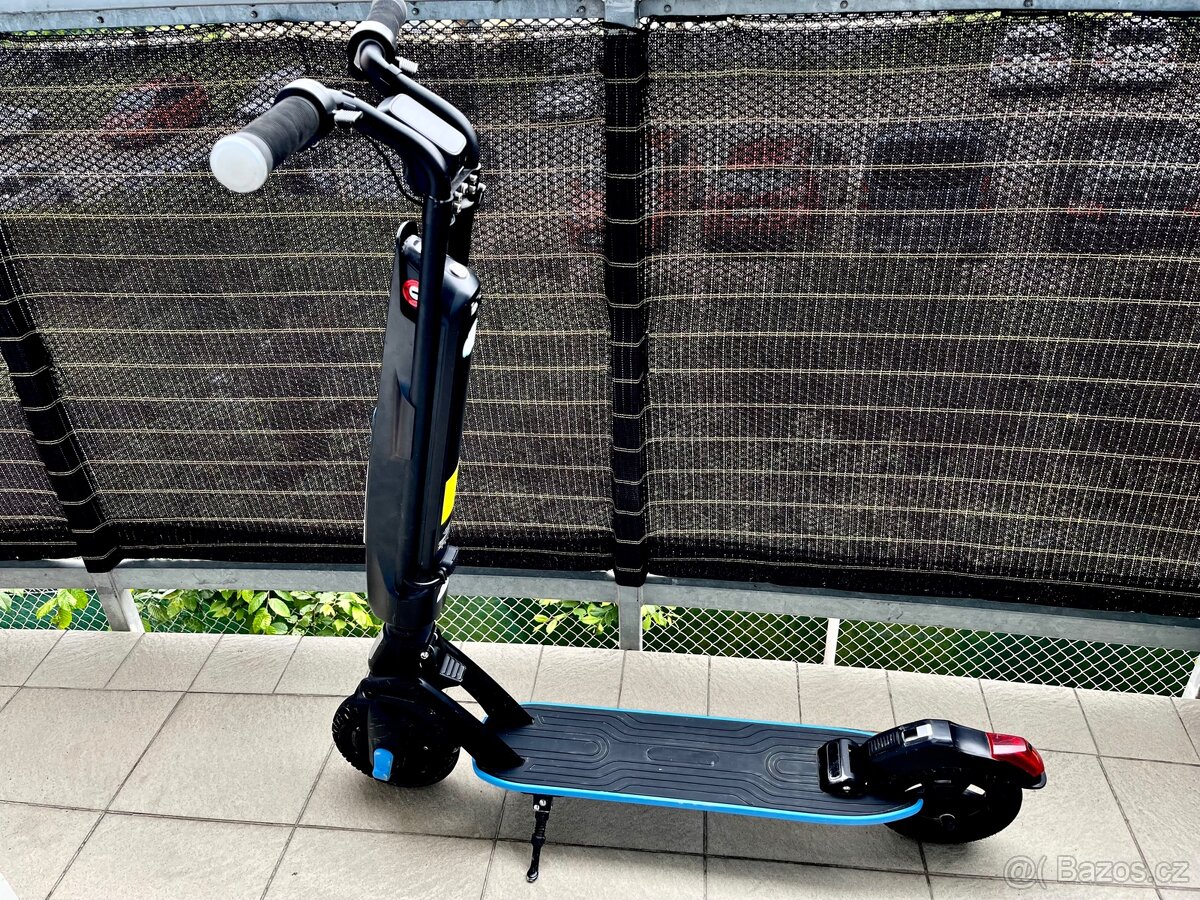 Elektrokoloběžka Nitro Scooters 500 W