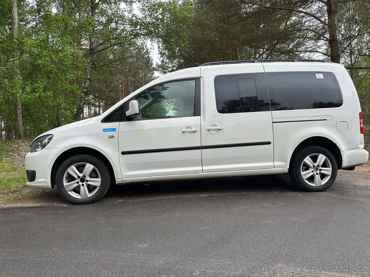 VW caddy Long pro invalidu.. 2013