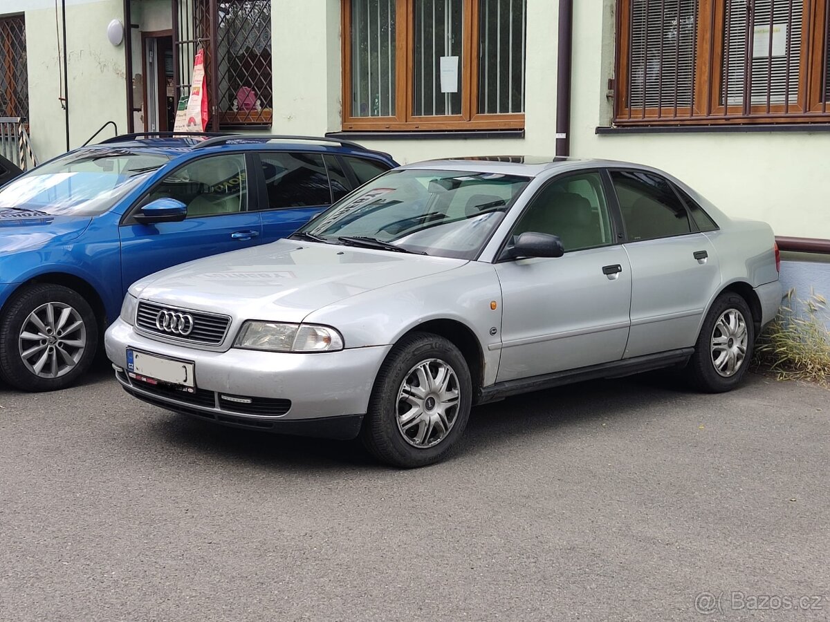 Audi A4 sedan 1995