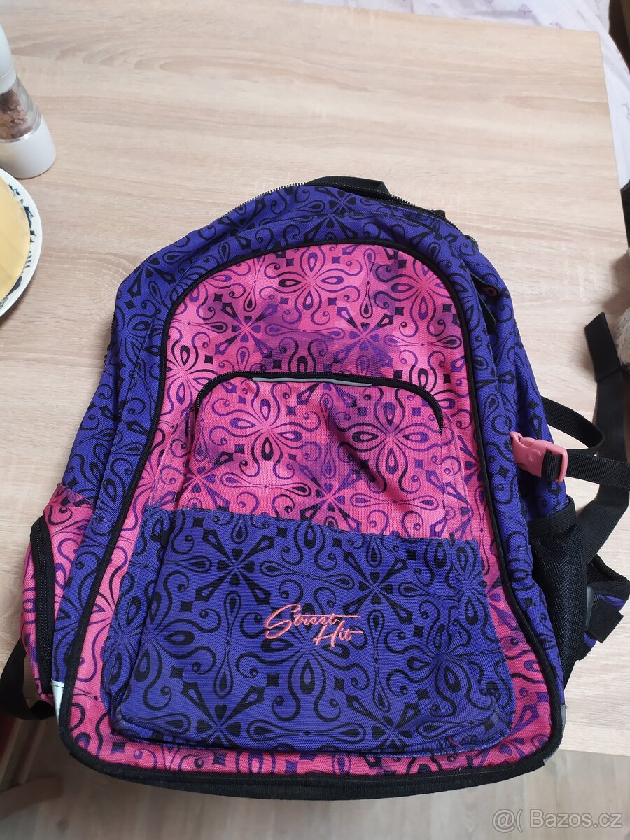 Prodám studentský batoh Topgal