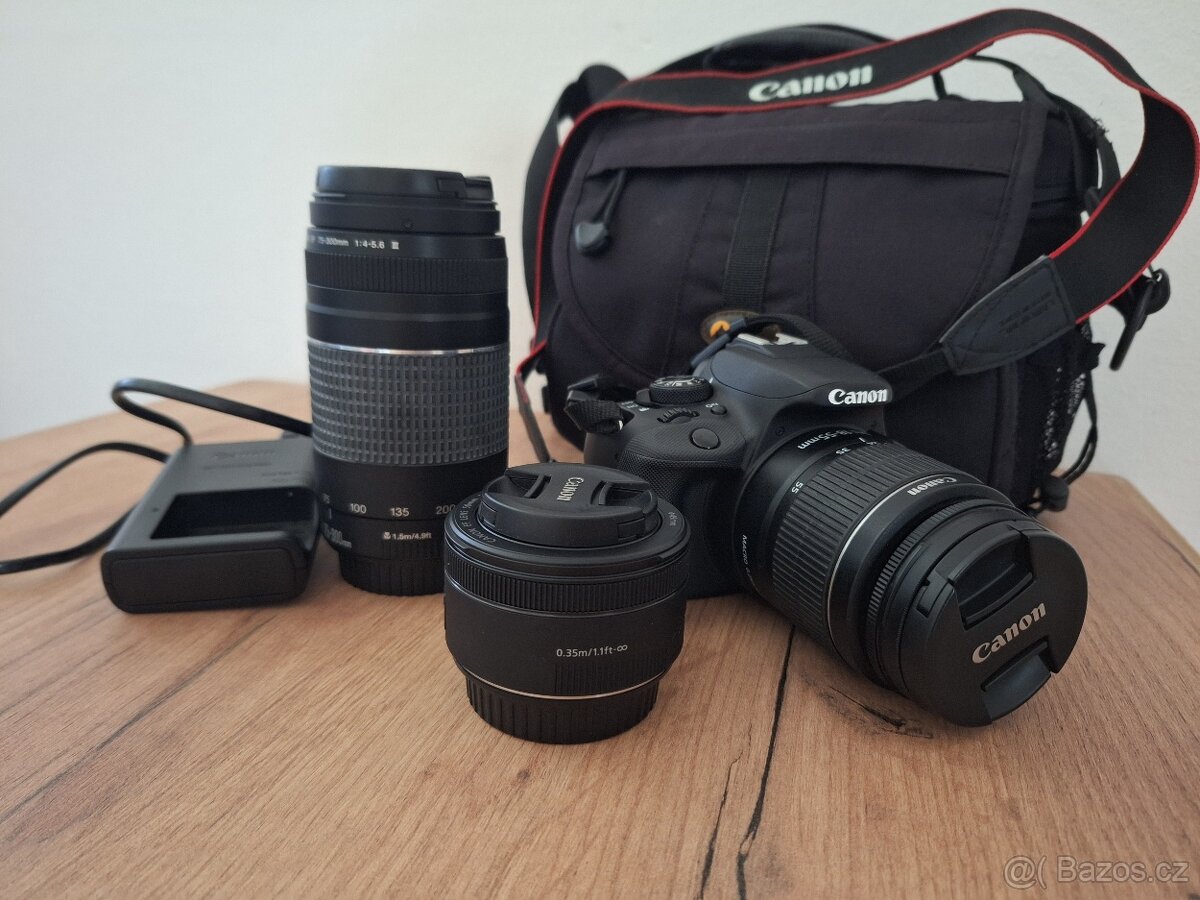 Canon EOS 100D + 3objektivy + brašna