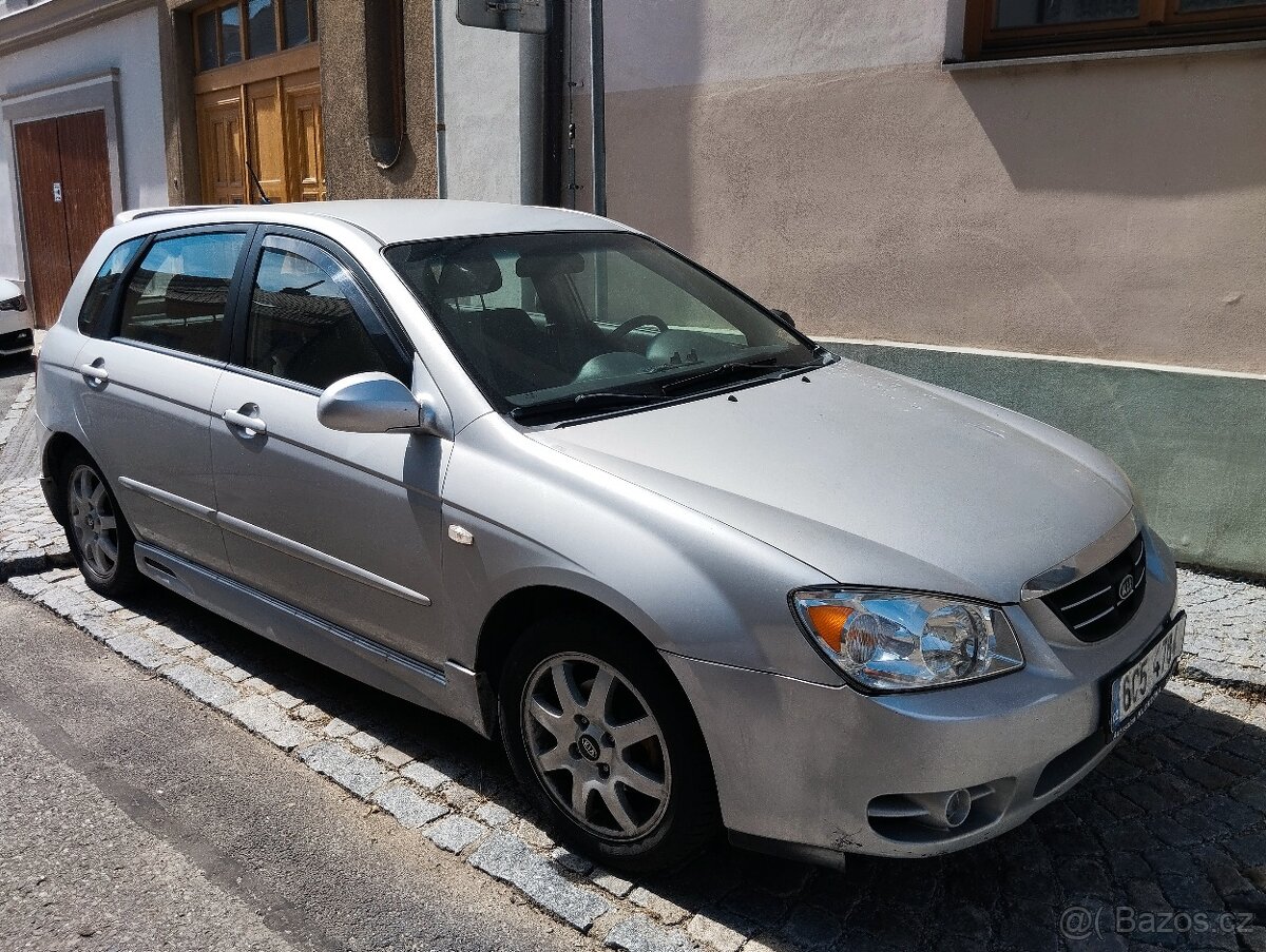 Kia Cerato 2,0 105 kW, 143 koní, BA+LPG, STK 4.2.2027