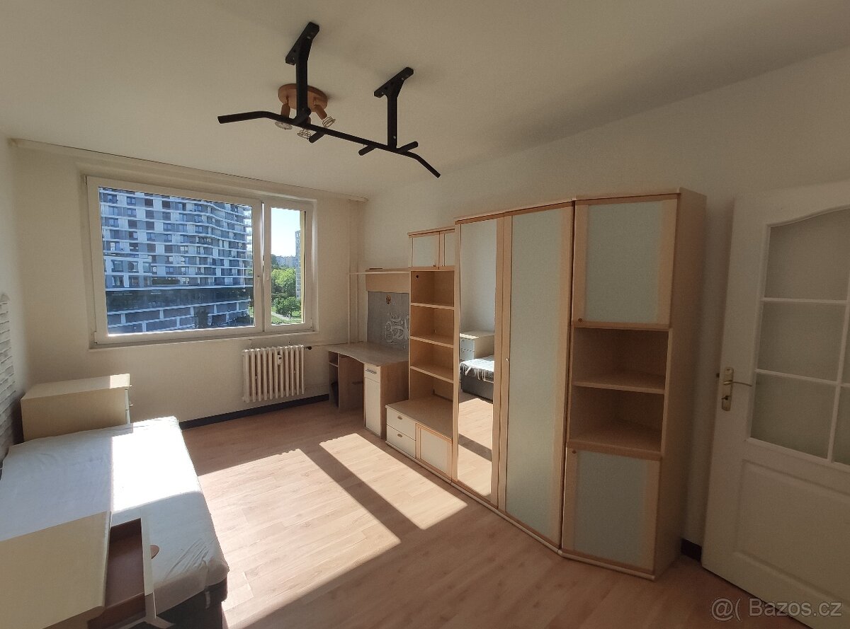 Sada skříní do dětského pokoje