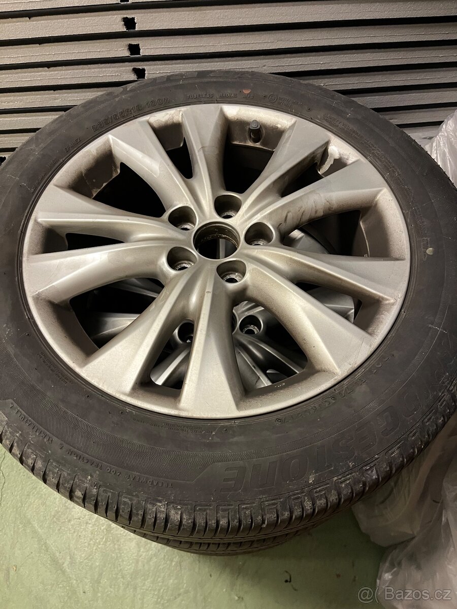 Kola 5x114,3 (RAV4) 18x7,5 ET 45 s pneu 235/55 R18 (3+5mm)