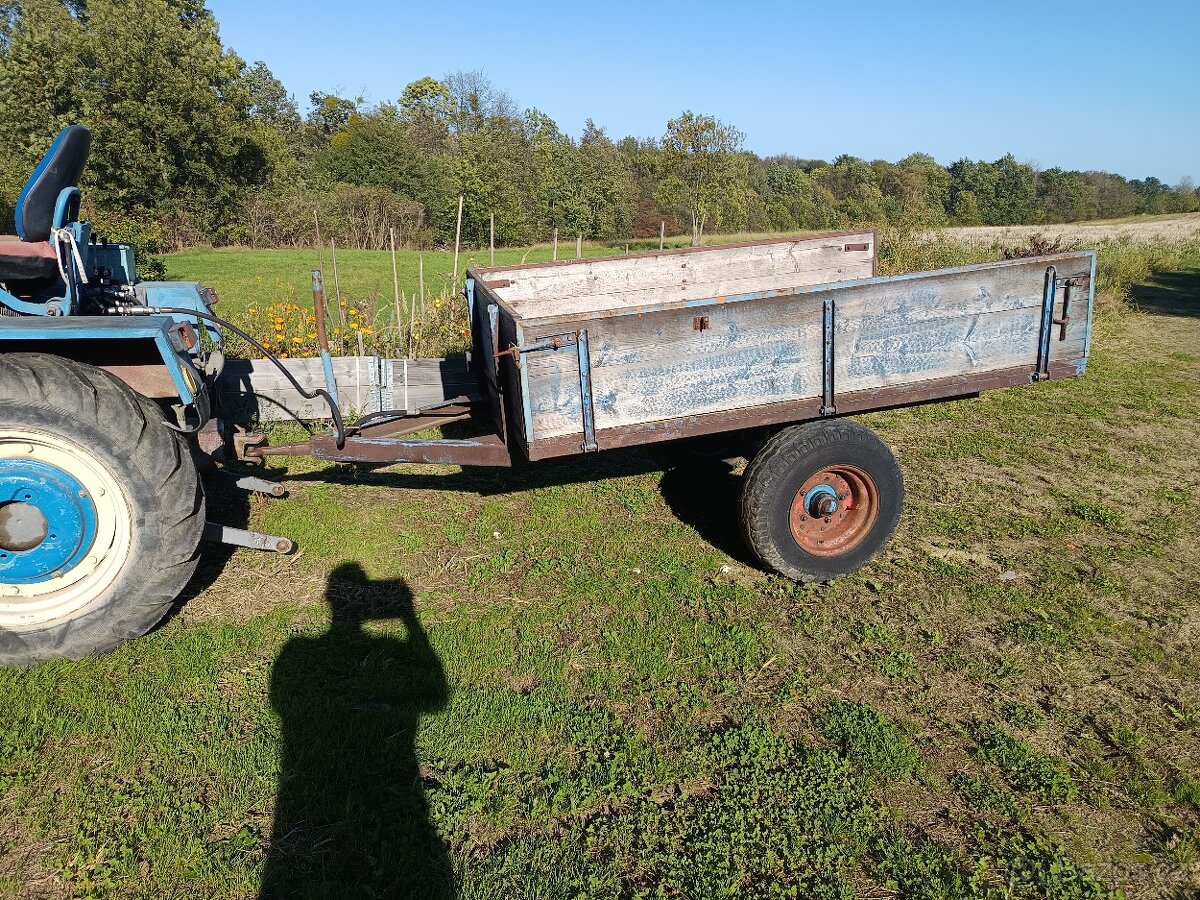 Vlek vlečka sklopka hydraulická