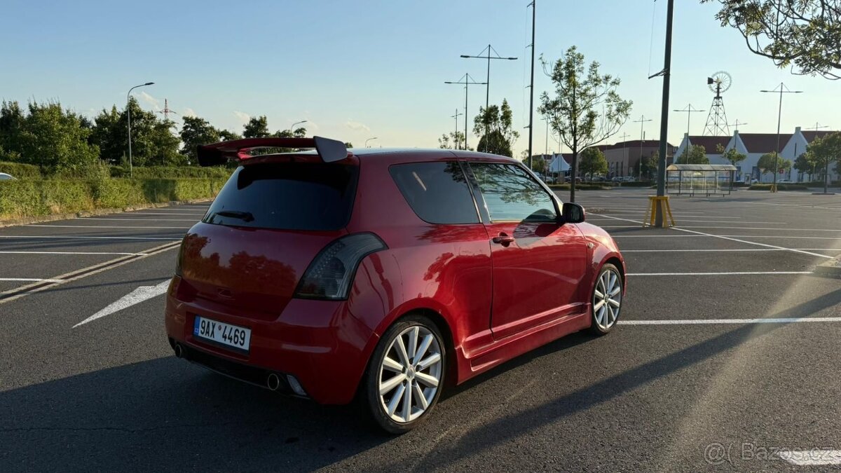 SUZUKI SWIFT SPORT 1.6 16v  92 kw  rv 2007  STK 8/27