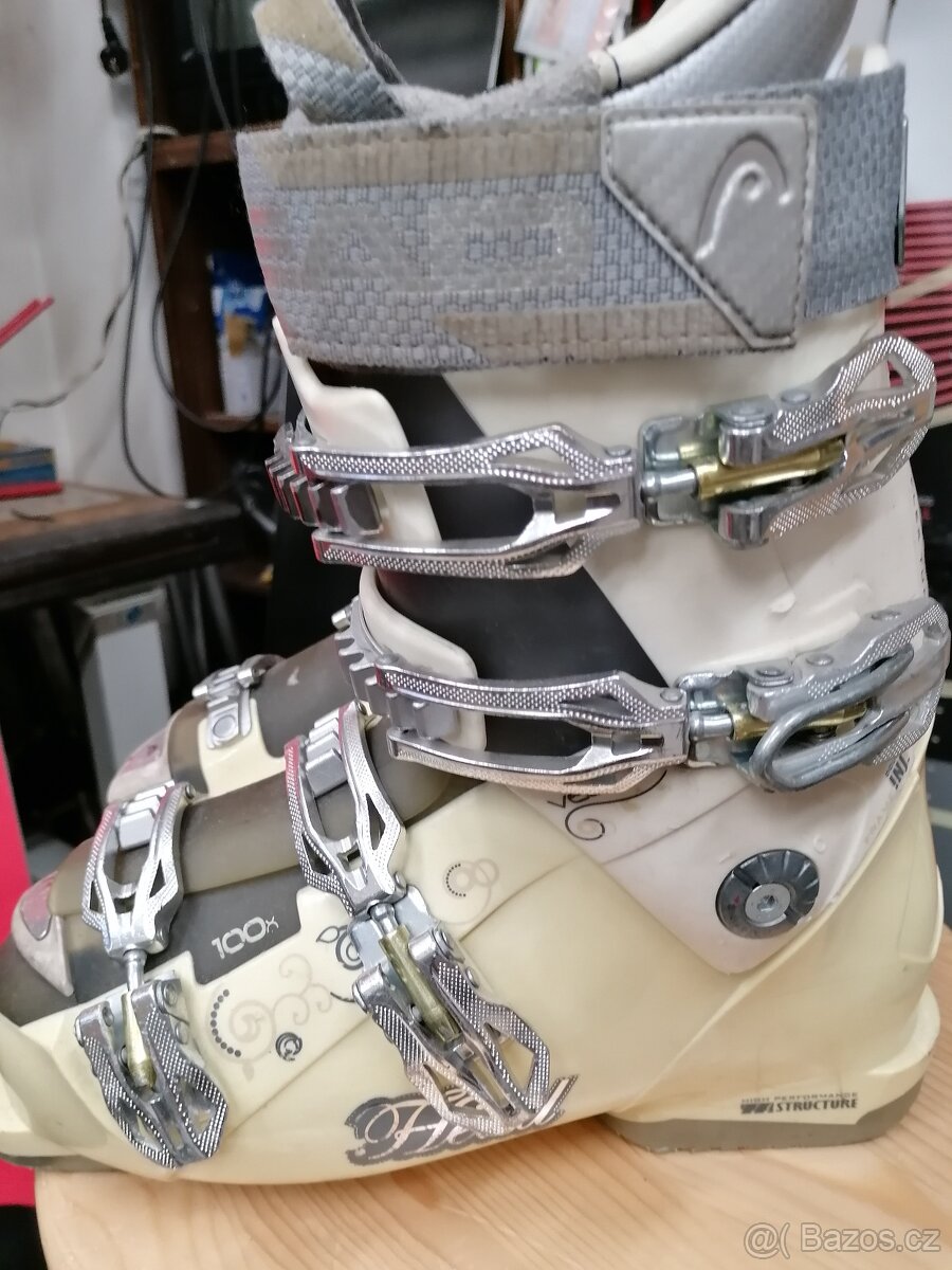 Lyžáky, přeskáče dámské Head v. 39