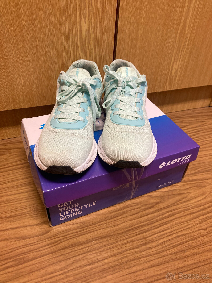 Lotto sportovní boty vel 41
