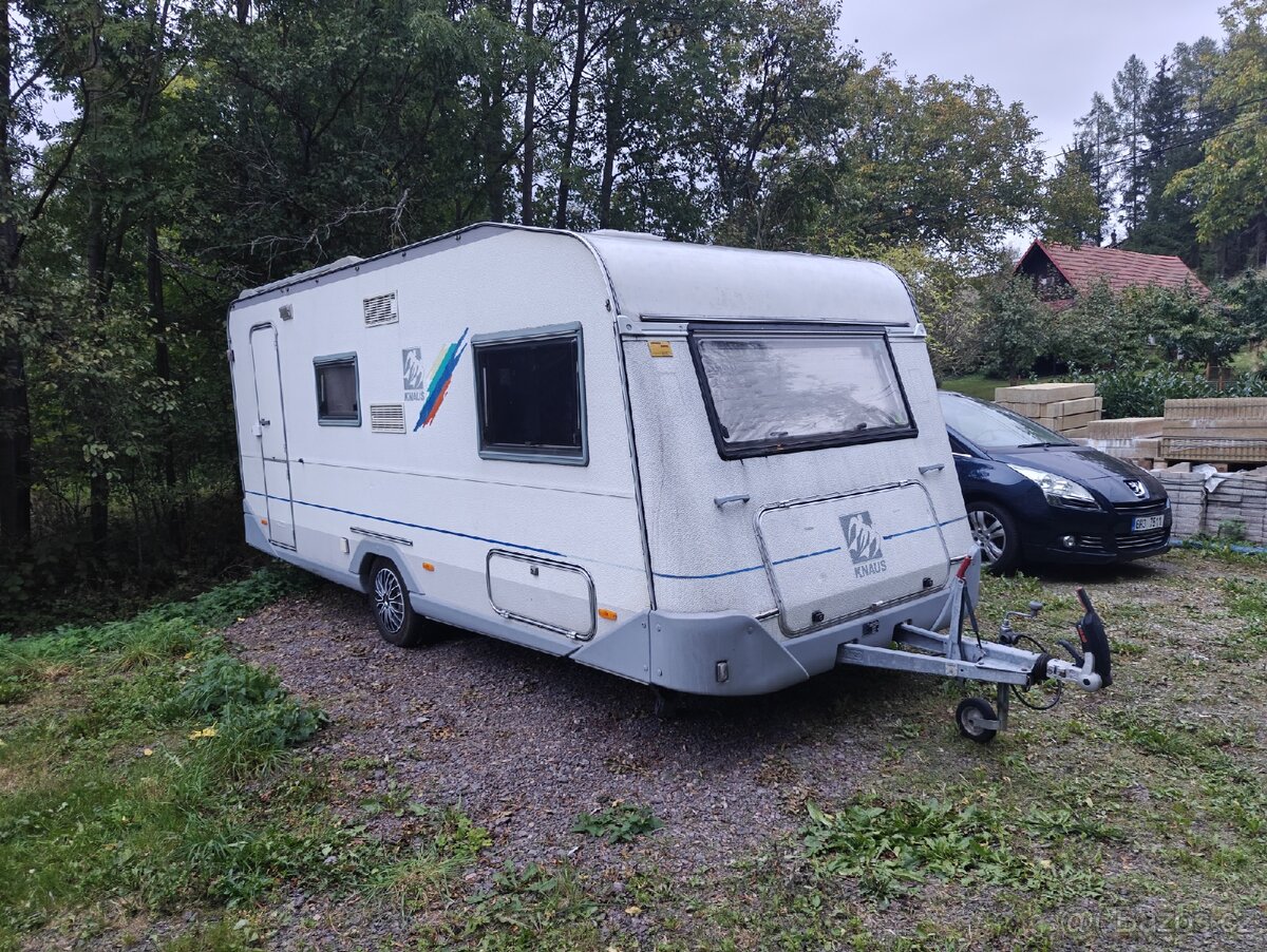 Karavan knaus