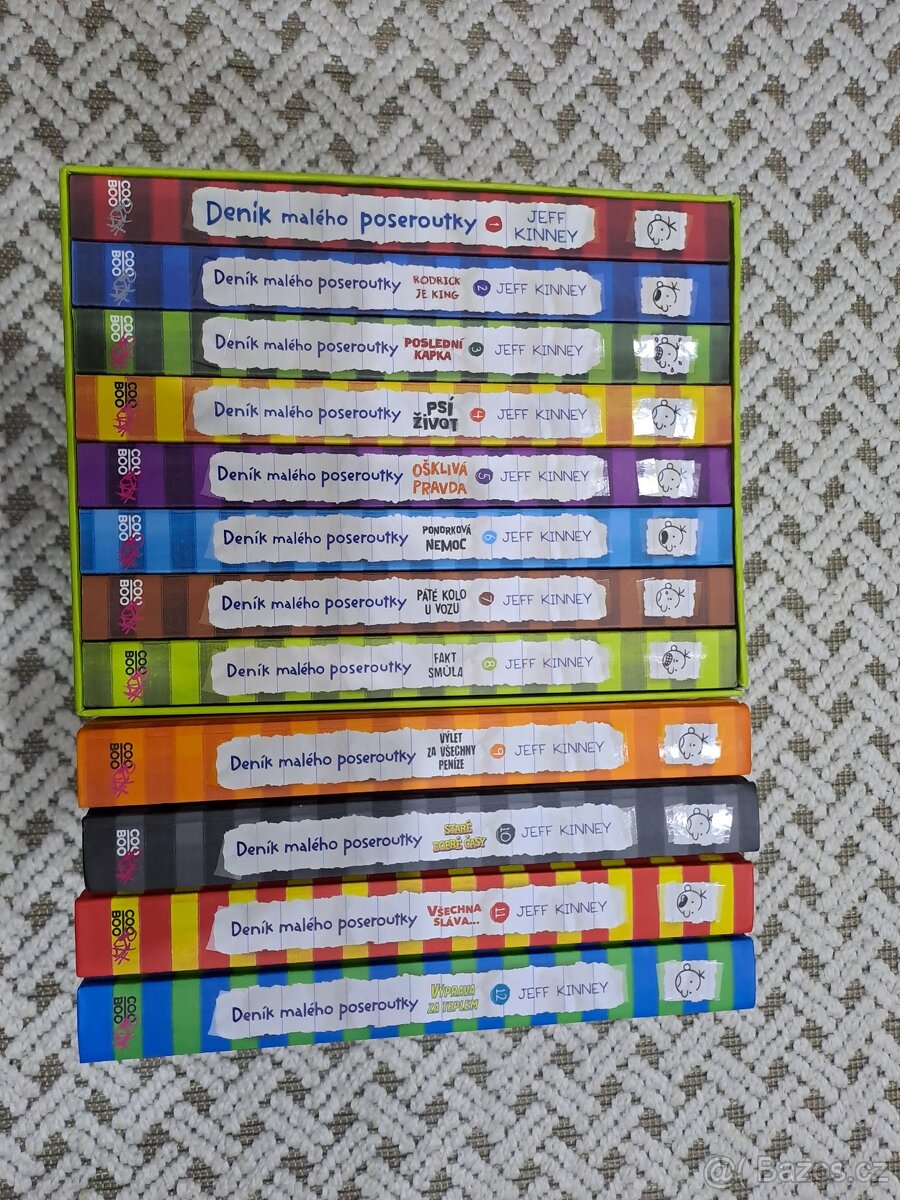 Prodám set knih ze série Deník malého poseroutky