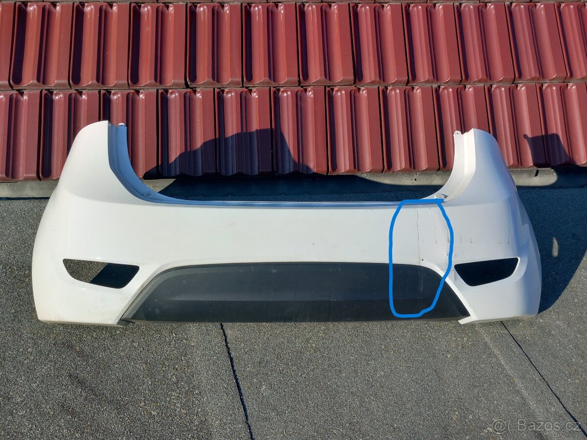 ZADNÍ NÁRAZNÍK HYUNDAI IX20 2010-5/2015