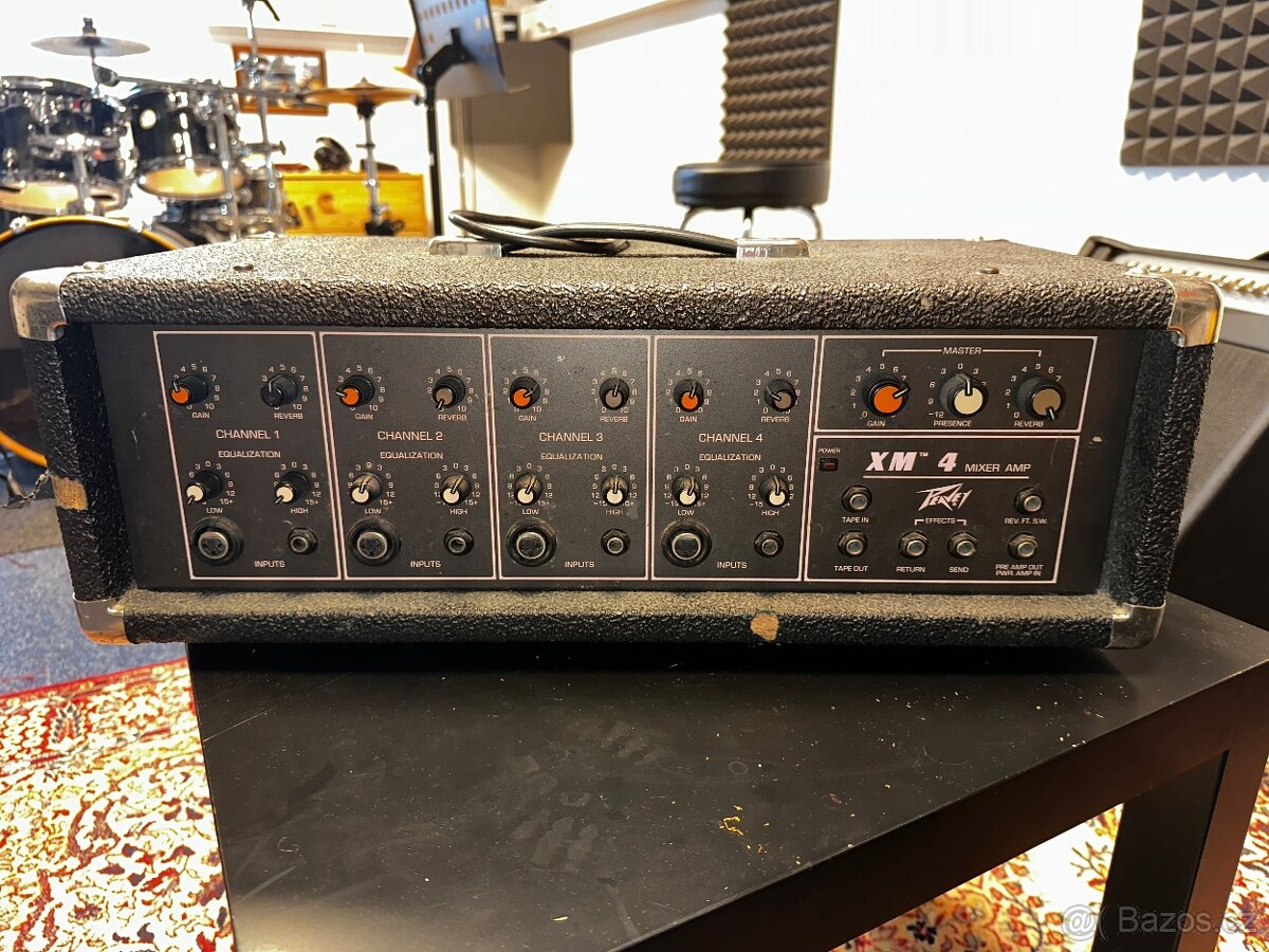 Prodám mixážní zesilovač Peavey XM-4 (Series 300 EH)