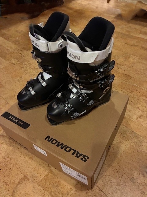 Lyžařské boty Salomon č. 25-25,5