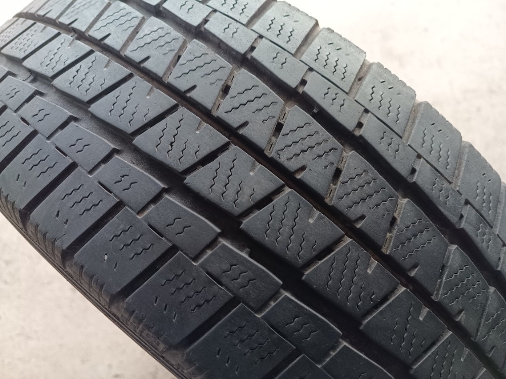 195/60 R16C FALKEN (2019)