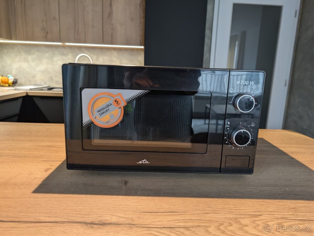 Mikrovlnna trouba ETA