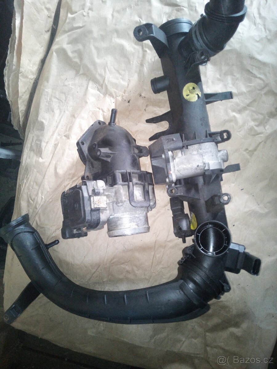 vw touran 1,4 tsi sada klapek a potrubý