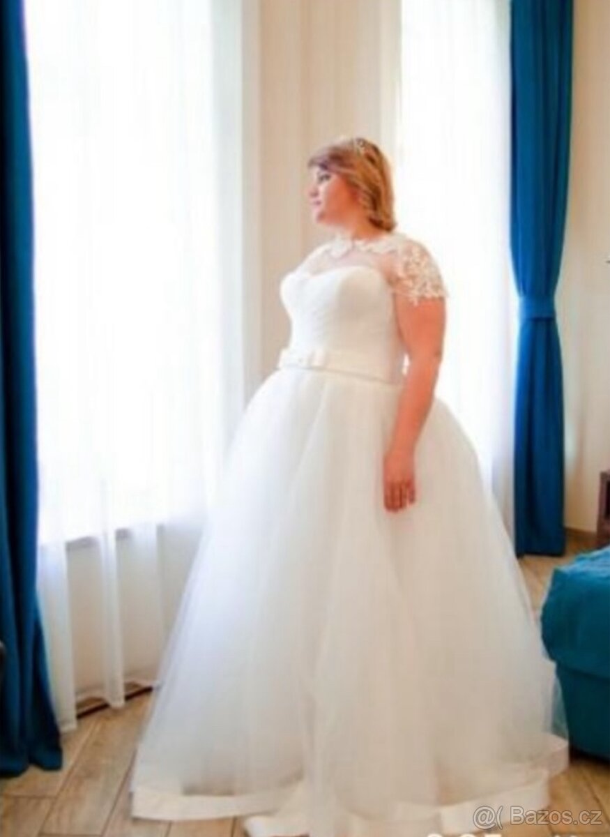 Prodám svatební šaty z menší vlečkou XXL