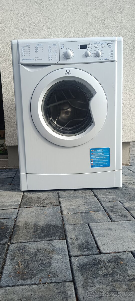 Pračka Indesit