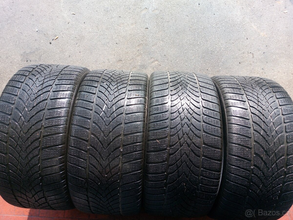 285/30/21 100w Dunlop - zimní pneu 4ks