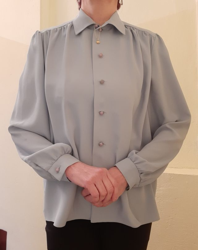Dámská halenka jemně olivová - vel. M