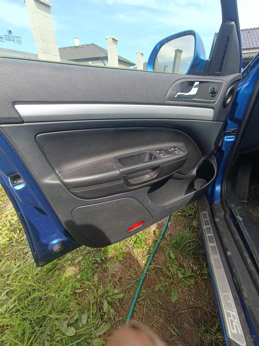 Kožené tapce, výplň dveří Škoda Octavia 2