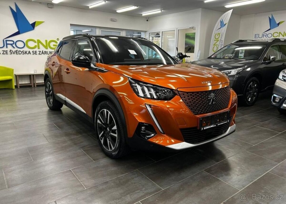 Peugeot 2008 GT 50kWh Zaruka 1rok 100 kw