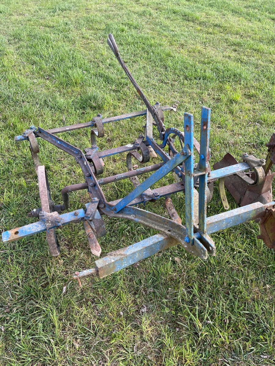 Kultivátor upravený za malotraktor